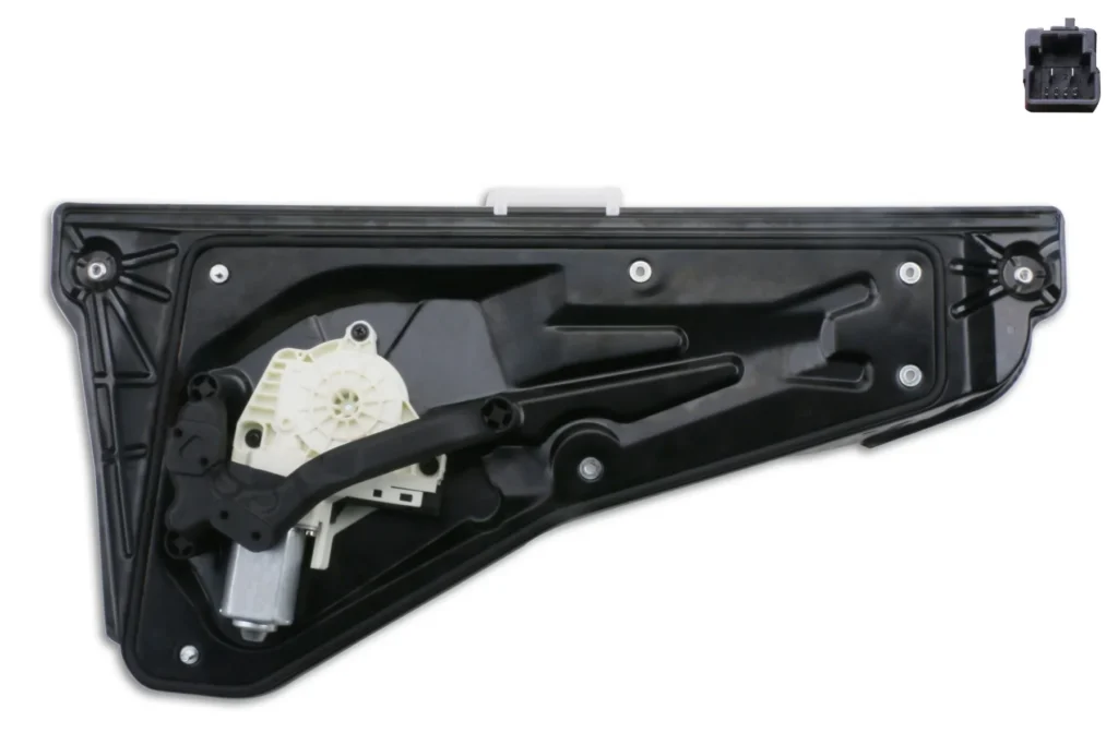 Power Window Regulator Assembly LR013872 M70201653